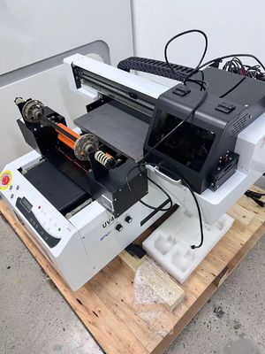 CMYKWWWW Ink Roll-to-Roll 4050 УФ-принтер для печатания наклейки для телефонных чехлов